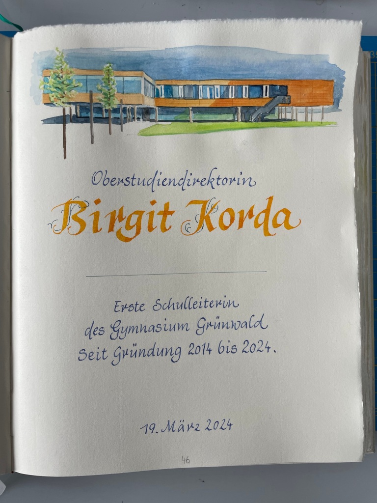 Goldenes Buch Grünwald, Kalligrafie und Illustration. Marion Kropp, Birgit Korda, Gymnasium Grünwald